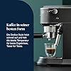 De'Longhi Dedica Style - Perfetto Kompakte Siebträgermaschine Espressomaschine mit Tasten, manuellem Milchaufschäumer für Espresso und Cappuccino, ESE Pad geeignet, 15cm breit, Schwarz (EC685.BK)
